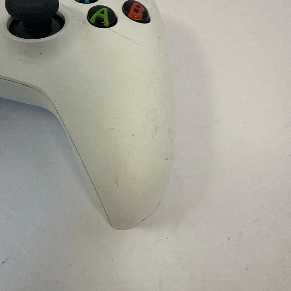 Microsoft Wireless Controller for Xbox Series X/S - Robot White No battery
